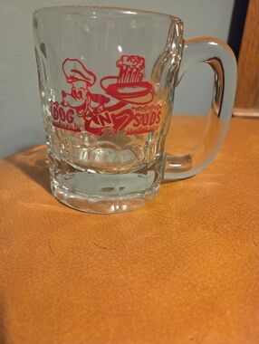 One Vintage DOGS N SUDS Heavy Thick Glass Root Beer 4.25” Mug w/All Red Graphics